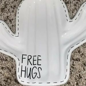 NEW PIER 1 White Cactus Trinket Dish Free Hugs” 🌵